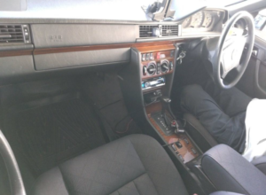 1996 Mercedes-Benz 280 Ref 8760 - In Transt Refundable Deposit Can Secure - Mercedes Benz W124 E280 Estate (rhd - Ex Japan) in Black — image 5