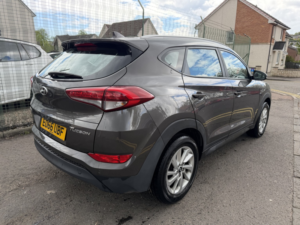 2016 Hyundai Tucson 1.6 Tucson Se 1.6 Gdi 132ps Bd in Grey — image 4