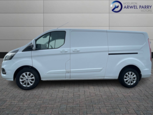 2021 Ford Transit Custom 2.0 Transit Custom Limited Van 300 L2 2.0l Ecoblue 130ps Fwd 6 Speed Manual in White — image 4