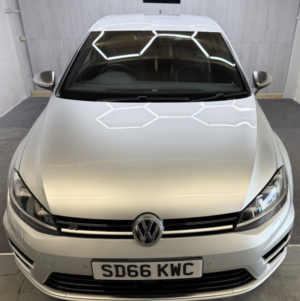 2016 Volkswagen Golf 2.0 Tsi Bluemotion Tech R in Silver — image 2