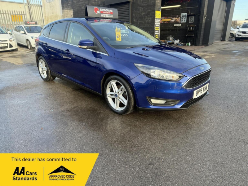2015 Ford Focus 1.0t Ecoboost Zetec Euro 6 (s/s) 5dr in Blue — image 1