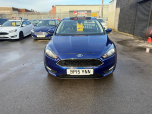 2015 Ford Focus 1.0t Ecoboost Zetec Euro 6 (s/s) 5dr in Blue — image 4