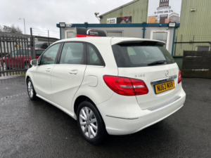 2013 Mercedes-Benz B Class 1.5 B180 Cdi Se Euro 5 (s/s) 5dr in White — image 4