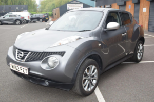 2012 Nissan Juke 1.6 Shiro Euro 5 5dr in Grey — image 3