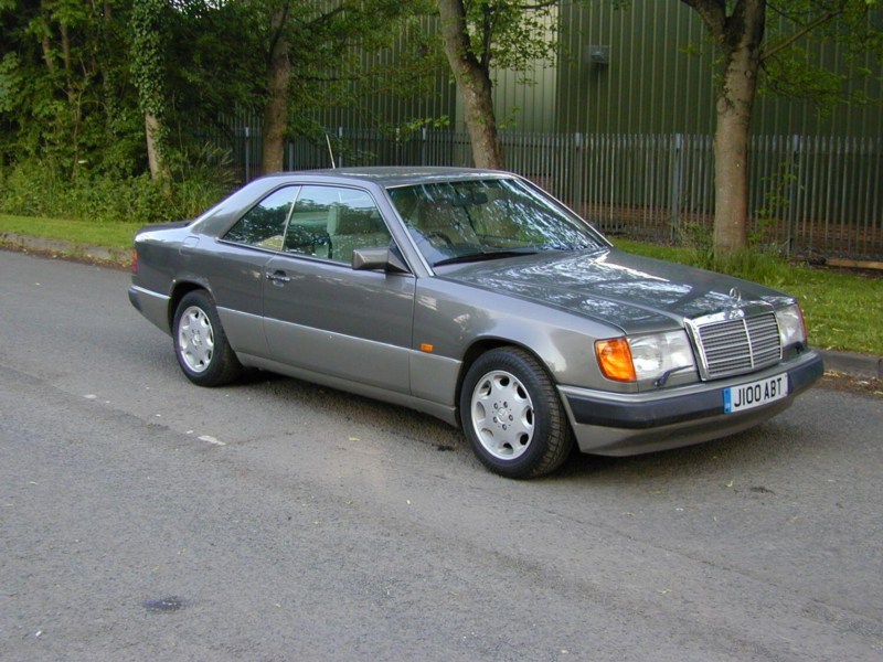 1991 Mercedes-Benz 300 Ref 8666 - Deposit Paid - Mercedes Benz W124 300ce Coupe Automatic – Air Con (rhd - Uk Car) in Grey — image 1