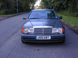 1991 Mercedes-Benz 300 Ref 8666 - Deposit Paid - Mercedes Benz W124 300ce Coupe Automatic – Air Con (rhd - Uk Car) in Grey — image 4