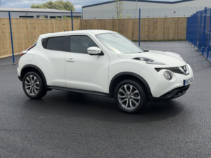 2017 Nissan Juke 1.2 Dig-T Tekna in White — image 3