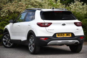 2019 Kia Stonic 1.0 T-Gdi 4 SUV 5dr Petrol Manual Euro 6 (s/s) (118 Bhp) in White — image 3