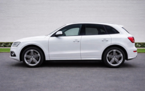 2012 Audi Q5 2.0 Tdi S Line Plus S Tronic Quattro Euro 5 (s/s) 5dr in White — image 6