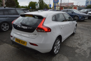 2018 Volvo V40 1.5 Inscription T3 in White — image 2