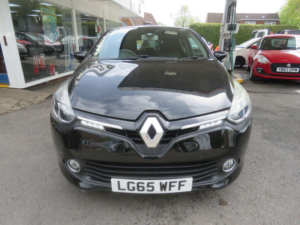 2015 Renault Clio 1.5 Dci Dynamique S Nav Auto Euro 6 5dr in Black — image 2