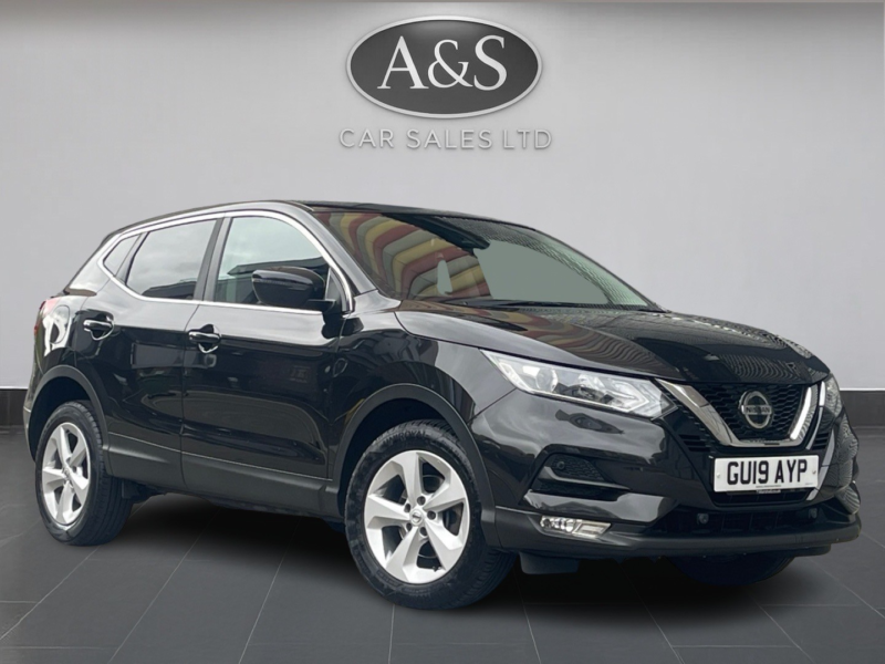 2019 Nissan Qashqai 1.5 Dci Acenta Premium in Black — image 1