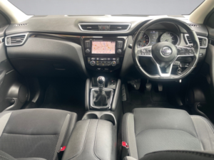 2019 Nissan Qashqai 1.5 Dci Acenta Premium in Black — image 3