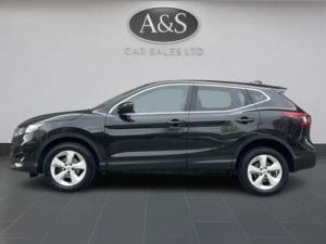 2019 Nissan Qashqai 1.5 Dci Acenta Premium in Black — image 6