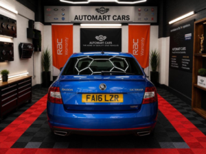 2016 Skoda Octavia 2.0 Tdi Vrs Euro 6 (s/s) 5dr (snav) in Blue — image 5