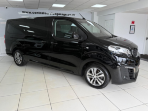 2021 Peugeot Traveller 2.0 Bluehdi Allure Long MPV Eat8 Lwb Euro 6 (s/s) 5dr in Black — image 4