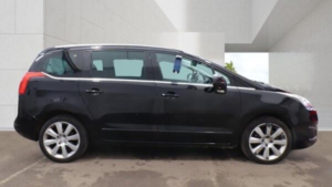 2015 Peugeot 5008 1.6 Bluehdi Allure Etg Euro 6 (s/s) 5dr in Black — image 5