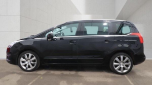 2015 Peugeot 5008 1.6 Bluehdi Allure Etg Euro 6 (s/s) 5dr in Black — image 6