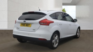 2015 Ford Focus 1.0 T Ecoboost Zetec White 5dr Lowtax+satnav in White — image 4