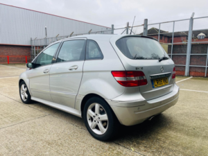 2005 Mercedes-Benz B Class 1.7 B170 Se in Silver — image 4