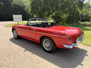 1967 MG Mgb 1.8 Roadster in Red — image 3