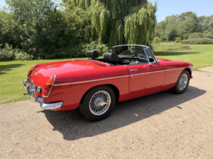 1967 MG Mgb 1.8 Roadster in Red — image 4