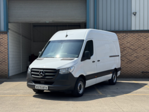 2020 Mercedes-Benz Sprinter 2.0 315 Cdi Progressive Rwd L2 H2 Mwb High Roof Euro 6 (s/s) 5dr (150bhp) in White — image 2
