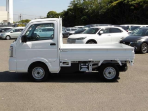 2025 Suzuki Carry