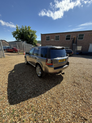 2011 Land Rover Freelander 2 2.2 Sd4 Xs in Grey — image 3