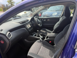 2015 Nissan Qashqai 1.2 Dig-T N-Tec 2WD Euro 5 (s/s) 5dr in Blue — image 3
