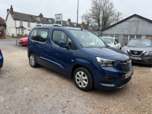 2020 Vauxhall Combo Life 1.2 Turbo Gpf Energy MPV 5dr Petrol Manual Euro 6 (s/s) (7 Seat) (110 Ps) in Blue — image 3