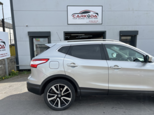 2014 Nissan Qashqai 1.2 Dig-T Tekna in Silver — image 4
