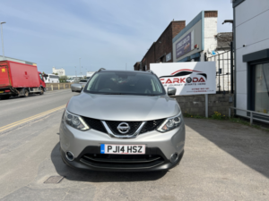 2014 Nissan Qashqai 1.2 Dig-T Tekna in Silver — image 6