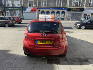 2013 Nissan Note 1.2 12v Acenta Premium in Burgundy — image 5