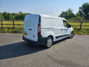 2017 Ford Transit Connect 1.5 Tdci 230 L2 H1 6dr in White — image 6