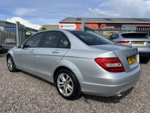 2012 Mercedes-Benz C Class 2.1 C220 Cdi Blueefficiency Executive Se in Silver — image 4
