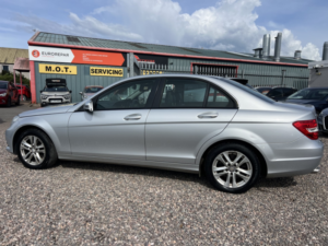 2012 Mercedes-Benz C Class 2.1 C220 Cdi Blueefficiency Executive Se in Silver — image 6