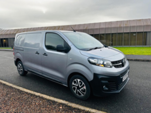 2022 Vauxhall Vivaro 1.5 Turbo D 2900 Dynamic L1 H1 Euro 6 (s/s) 6dr in Grey — image 6