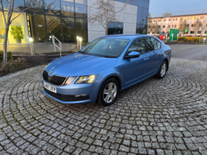 2017 Skoda Octavia 1.4 Tsi Se DSG Euro 6 (s/s) 5dr in Blue — image 3