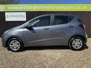 2019 Hyundai I10 1.0 I10 Se 1.0 My19 in Grey — image 3
