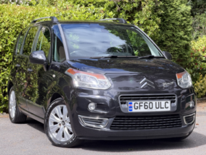 2010 Citroen C3 Picasso 1.6 Hdi Exclusive in Black — image 4