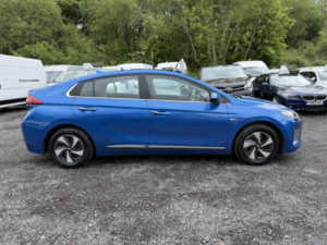 2018 Hyundai Ioniq 1.6 Ioniq Hev Prem Se 1.6 Gdi My18 in Blue — image 4