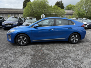 2018 Hyundai Ioniq 1.6 Ioniq Hev Prem Se 1.6 Gdi My18 in Blue — image 5