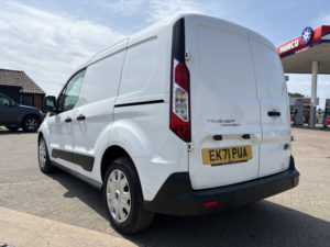 2021 Ford Transit Connect 1.5 Transit Connect Trend Dciv 220 L1 1.5l Ecoblue 100ps Fwd 6 Speed Manual in White — image 5