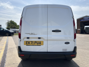 2021 Ford Transit Connect 1.5 Transit Connect Trend Dciv 220 L1 1.5l Ecoblue 100ps Fwd 6 Speed Manual in White — image 6