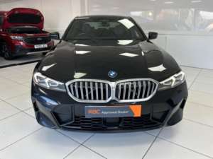 2023 BMW 3 Series 2.0 330e 12kwh M Sport Auto Euro 6 (s/s) 4dr in Black — image 3