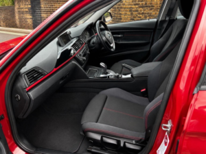 2012 BMW 3 Series 2.0 320d Sport Auto Euro 5 (s/s) 4dr in Red — image 2