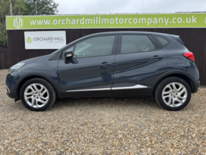2015 Renault Captur 0.9 Dynamique Medianav Tce 90 Stop & Start in Blue — image 3