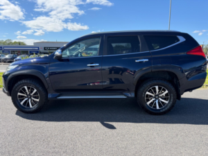 2021 Mitsubishi Shogun Sport 2.4d 4 Auto 4WD Euro 6 5dr in Blue — image 5