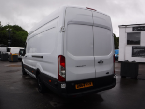 2014 Ford Transit 2.2 Tdci 350 in White — image 4